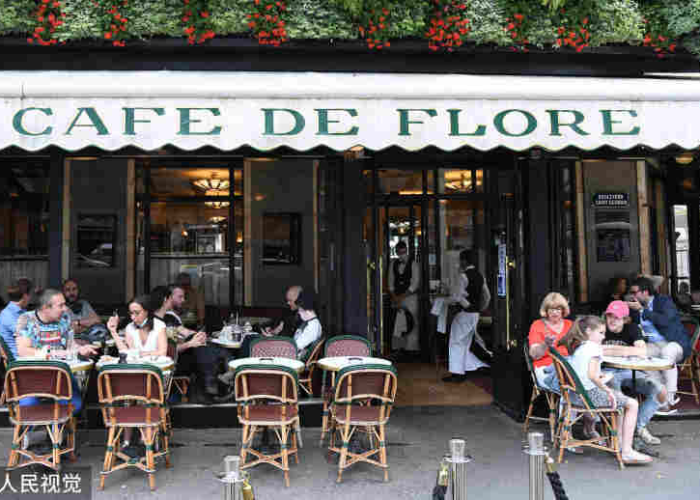 解封的早茶与未拆的封条，一座城的双重叙事