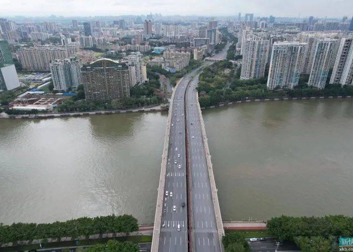 广州疫情轨迹，一条流动的河，一座坚韧的城