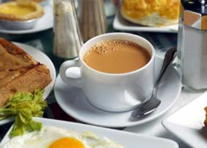 双城记，当广州的早茶精神遇见武汉的过早韧性