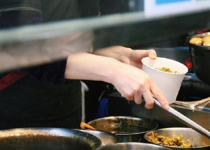 双城记，当广州的早茶精神遇见武汉的过早韧性