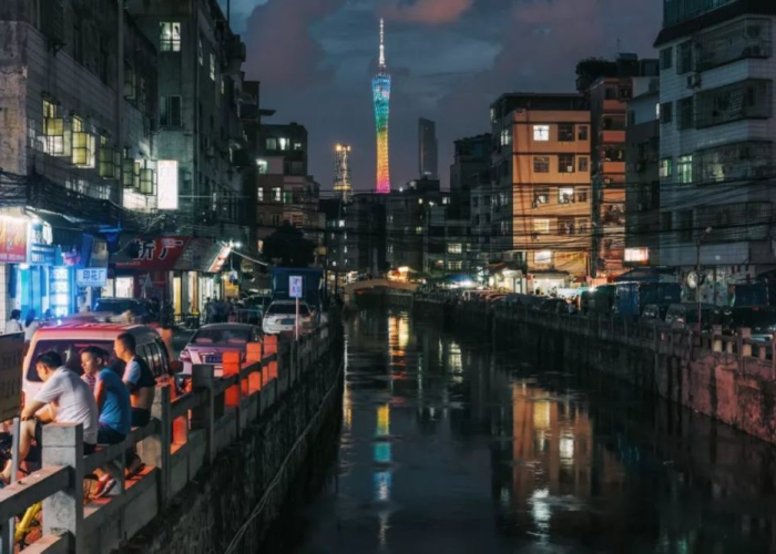 长湴十日，一条城中村的韧性，与一座城的温度