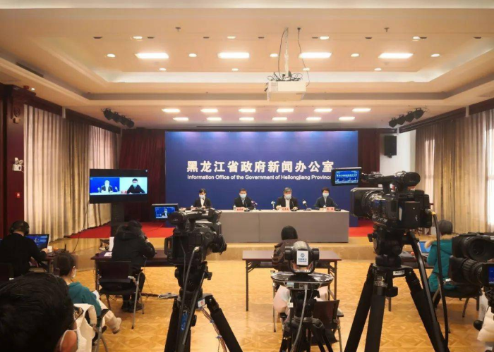 直播镜头下的黑龙江，疫情发布会如何成为公众的定心丸？