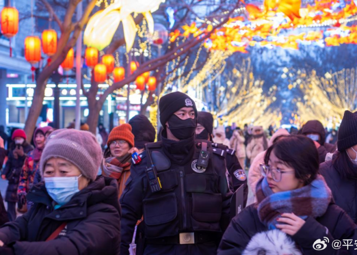 哈尔滨精准防控进行时，社会面新增持续下降，生活秩序稳步恢复